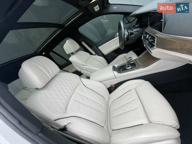 Білий БМВ Х5, об'ємом двигуна 3 л та пробігом 154 тис. км за 65000 $, фото 19 на Automoto.ua