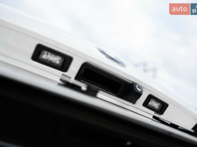 Белый БМВ Х5, объемом двигателя 3 л и пробегом 135 тыс. км за 64000 $, фото 39 на Automoto.ua