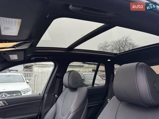 Белый БМВ Х5, объемом двигателя 3 л и пробегом 62 тыс. км за 50900 $, фото 35 на Automoto.ua