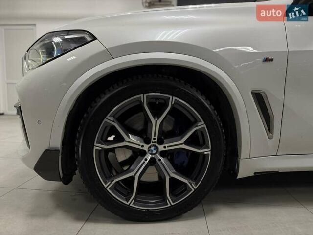 Белый БМВ Х5, объемом двигателя 4.39 л и пробегом 166 тыс. км за 55500 $, фото 30 на Automoto.ua