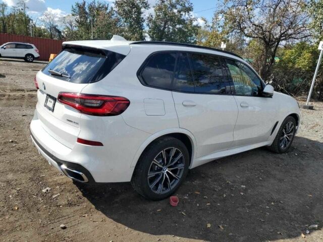 Белый БМВ Х5, объемом двигателя 3 л и пробегом 89 тыс. км за 18000 $, фото 2 на Automoto.ua