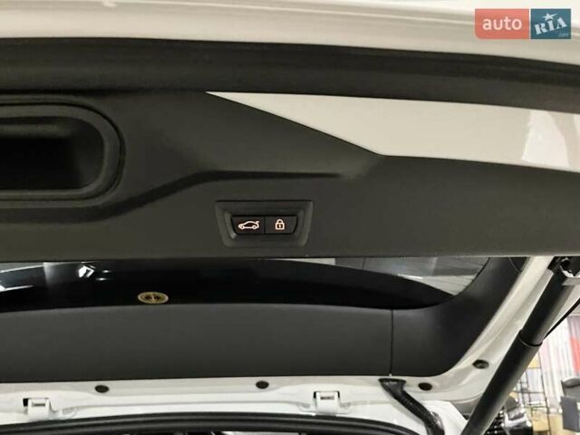 Білий БМВ Х5, об'ємом двигуна 2.99 л та пробігом 73 тис. км за 69700 $, фото 19 на Automoto.ua
