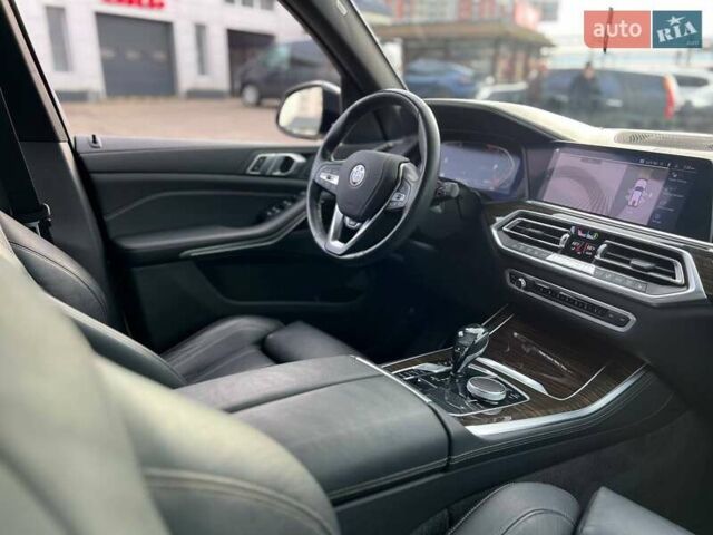 Белый БМВ Х5, объемом двигателя 3 л и пробегом 117 тыс. км за 59900 $, фото 40 на Automoto.ua