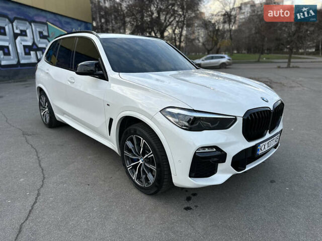 Белый БМВ Х5, объемом двигателя 3 л и пробегом 96 тыс. км за 64000 $, фото 1 на Automoto.ua