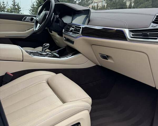 Белый БМВ Х5, объемом двигателя 3 л и пробегом 121 тыс. км за 46900 $, фото 30 на Automoto.ua