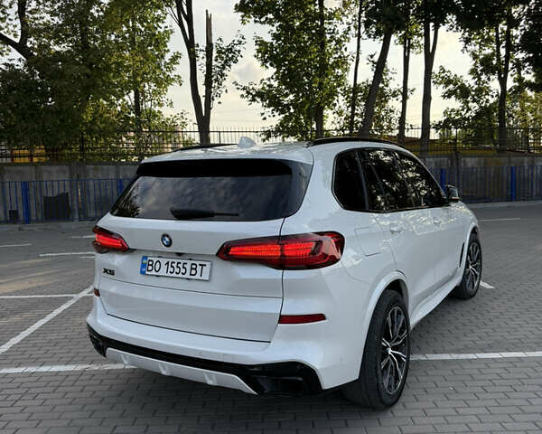 Белый БМВ Х5, объемом двигателя 3 л и пробегом 122 тыс. км за 57500 $, фото 10 на Automoto.ua