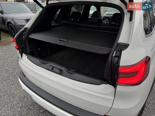 Белый БМВ Х5, объемом двигателя 3 л и пробегом 62 тыс. км за 50900 $, фото 26 на Automoto.ua