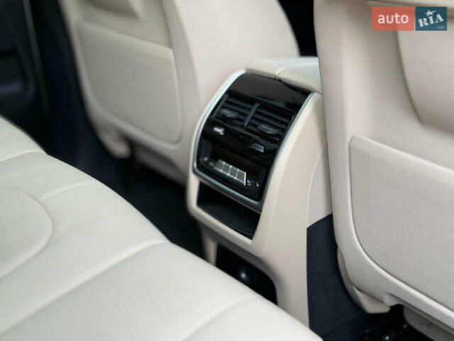 Белый БМВ Х5, объемом двигателя 3 л и пробегом 90 тыс. км за 45900 $, фото 11 на Automoto.ua
