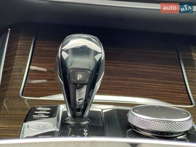 Белый БМВ Х5, объемом двигателя 3 л и пробегом 117 тыс. км за 59900 $, фото 35 на Automoto.ua