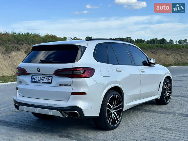 Белый БМВ Х5, объемом двигателя 2.99 л и пробегом 104 тыс. км за 71000 $, фото 3 на Automoto.ua