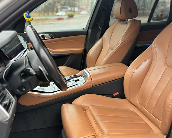 Білий БМВ Х5, об'ємом двигуна 2.99 л та пробігом 139 тис. км за 58000 $, фото 10 на Automoto.ua