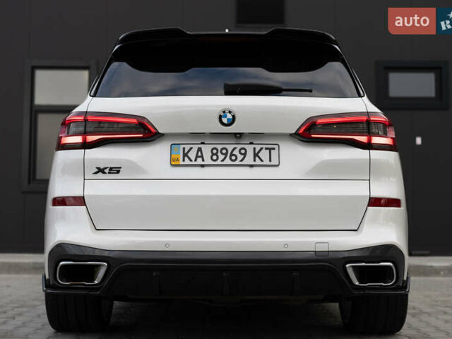 Белый БМВ Х5, объемом двигателя 3 л и пробегом 135 тыс. км за 64000 $, фото 33 на Automoto.ua