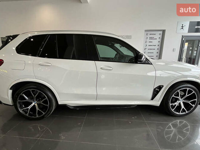 Белый БМВ Х5, объемом двигателя 3 л и пробегом 144 тыс. км за 46500 $, фото 7 на Automoto.ua