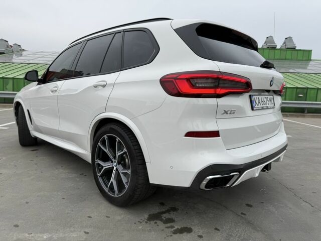 Белый БМВ Х5, объемом двигателя 4.4 л и пробегом 74 тыс. км за 56000 $, фото 2 на Automoto.ua