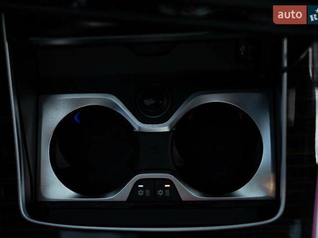 Белый БМВ Х5, объемом двигателя 3 л и пробегом 135 тыс. км за 64000 $, фото 91 на Automoto.ua