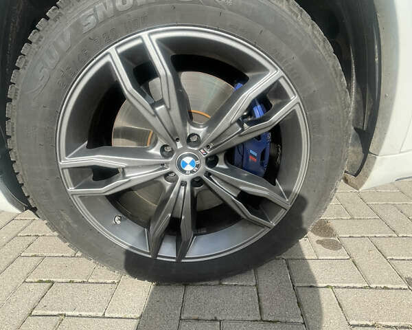 БМВ Х5 2019 в Виннице на Automoto.ua Белый БМВ Х5, объемом двигателя 3 л и пробегом 142 тыс. км за 58500 $, фото 23 на Automoto.ua