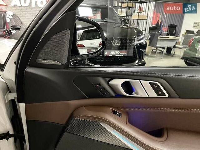 Білий БМВ Х5, об'ємом двигуна 2.99 л та пробігом 73 тис. км за 69700 $, фото 42 на Automoto.ua