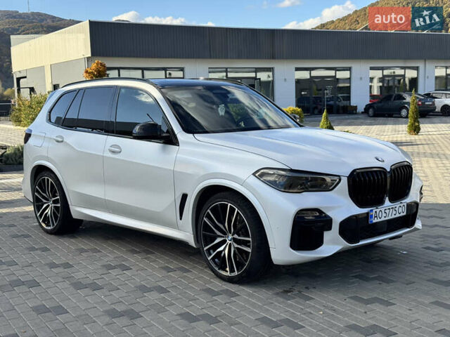 Белый БМВ Х5, объемом двигателя 4.39 л и пробегом 85 тыс. км за 63000 $, фото 1 на Automoto.ua