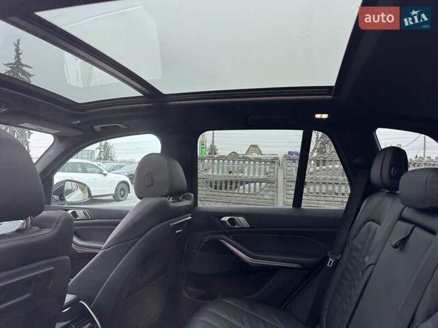 Белый БМВ Х5, объемом двигателя 3 л и пробегом 62 тыс. км за 50900 $, фото 98 на Automoto.ua