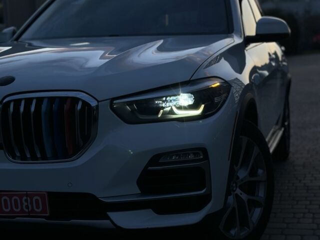 Білий БМВ Х5, об'ємом двигуна 3 л та пробігом 165 тис. км за 41996 $, фото 3 на Automoto.ua