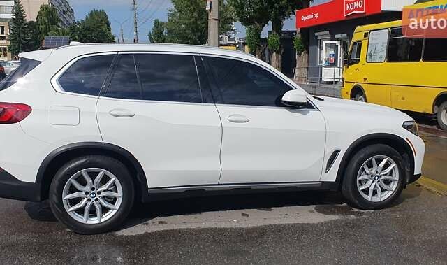 Білий БМВ Х5, об'ємом двигуна 3 л та пробігом 54 тис. км за 52500 $, фото 9 на Automoto.ua