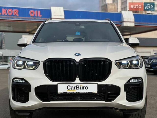 Белый БМВ Х5, объемом двигателя 3 л и пробегом 117 тыс. км за 59900 $, фото 6 на Automoto.ua