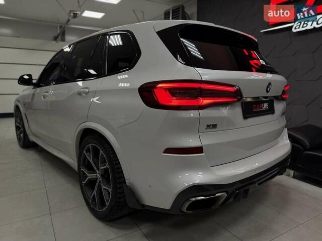 Белый БМВ Х5, объемом двигателя 4.39 л и пробегом 166 тыс. км за 55500 $, фото 24 на Automoto.ua