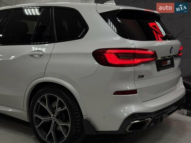 Белый БМВ Х5, объемом двигателя 4.39 л и пробегом 166 тыс. км за 55500 $, фото 22 на Automoto.ua