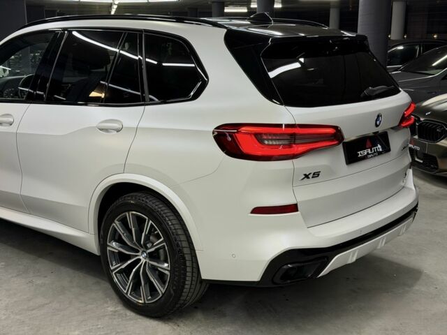 Белый БМВ Х5, объемом двигателя 3 л и пробегом 61 тыс. км за 69500 $, фото 13 на Automoto.ua