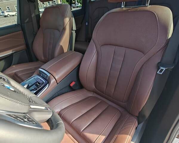 Белый БМВ Х5, объемом двигателя 3 л и пробегом 102 тыс. км за 53000 $, фото 13 на Automoto.ua