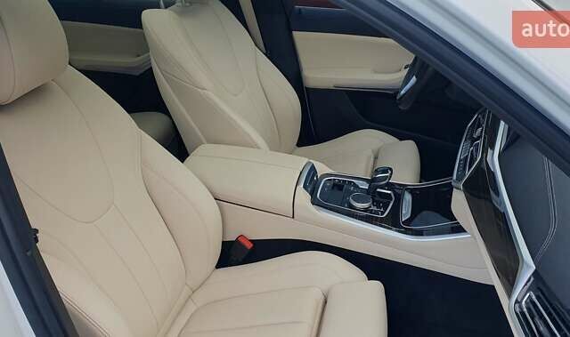 Білий БМВ Х5, об'ємом двигуна 3 л та пробігом 54 тис. км за 52500 $, фото 28 на Automoto.ua