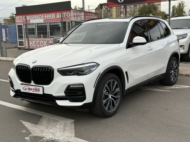 Белый БМВ Х5, объемом двигателя 3 л и пробегом 99 тыс. км за 42000 $, фото 3 на Automoto.ua