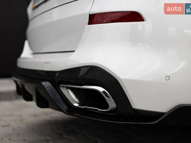 Белый БМВ Х5, объемом двигателя 3 л и пробегом 135 тыс. км за 64000 $, фото 12 на Automoto.ua