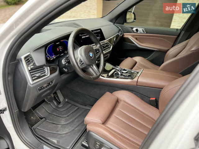 Белый БМВ Х5, объемом двигателя 3 л и пробегом 46 тыс. км за 53000 $, фото 32 на Automoto.ua