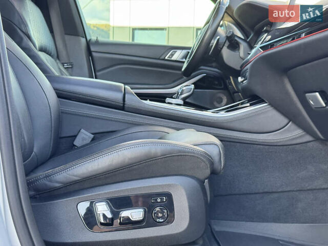 Белый БМВ Х5, объемом двигателя 4.39 л и пробегом 85 тыс. км за 63000 $, фото 24 на Automoto.ua