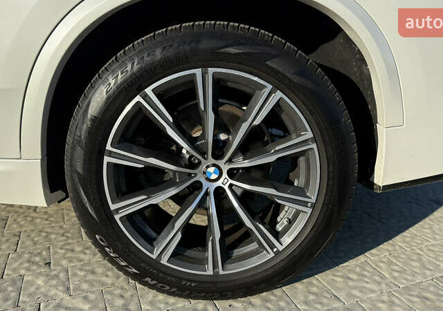 Білий БМВ Х5, об'ємом двигуна 3 л та пробігом 149 тис. км за 48000 $, фото 19 на Automoto.ua