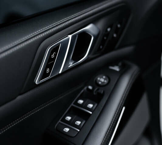 Белый БМВ Х5, объемом двигателя 3 л и пробегом 135 тыс. км за 64000 $, фото 42 на Automoto.ua