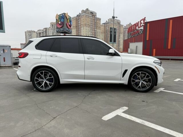 Белый БМВ Х5, объемом двигателя 4.4 л и пробегом 74 тыс. км за 56000 $, фото 5 на Automoto.ua