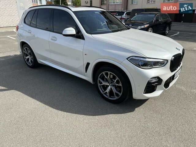 Белый БМВ Х5, объемом двигателя 3 л и пробегом 92 тыс. км за 52999 $, фото 13 на Automoto.ua