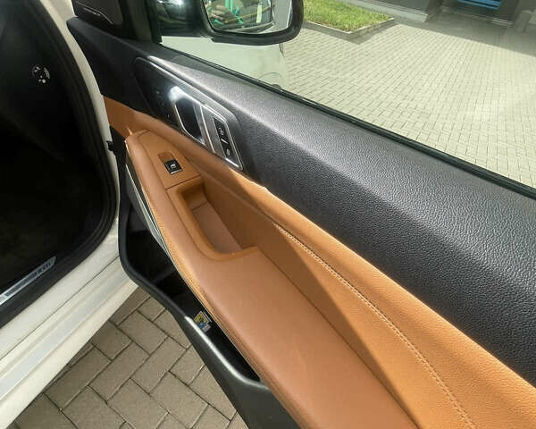 БМВ Х5 2019 в Виннице на Automoto.ua Белый БМВ Х5, объемом двигателя 3 л и пробегом 142 тыс. км за 58500 $, фото 16 на Automoto.ua