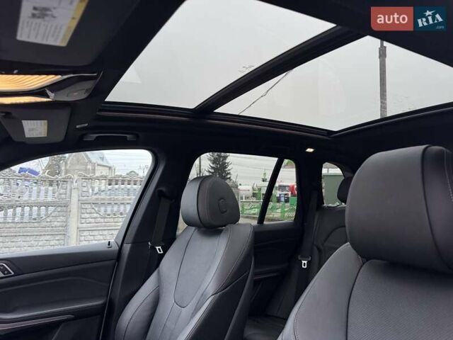 Белый БМВ Х5, объемом двигателя 3 л и пробегом 62 тыс. км за 50900 $, фото 103 на Automoto.ua