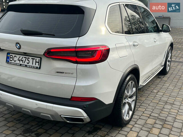 Белый БМВ Х5, объемом двигателя 3 л и пробегом 60 тыс. км за 57000 $, фото 14 на Automoto.ua