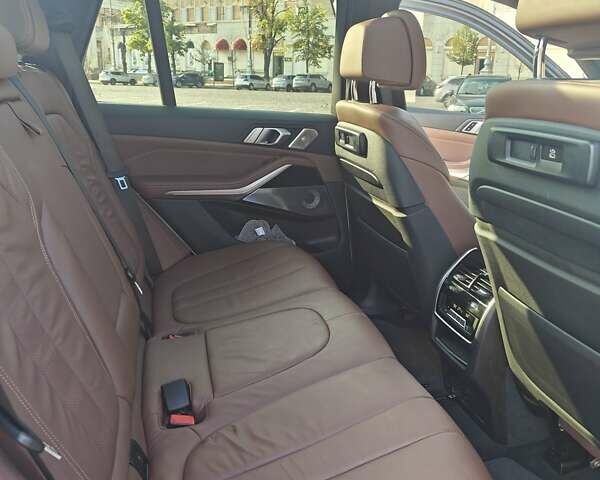 Белый БМВ Х5, объемом двигателя 3 л и пробегом 102 тыс. км за 53000 $, фото 24 на Automoto.ua