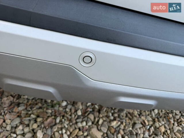 Белый БМВ Х5, объемом двигателя 3 л и пробегом 162 тыс. км за 34200 $, фото 18 на Automoto.ua