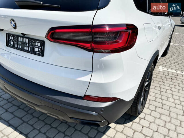 Білий БМВ Х5, об'ємом двигуна 3 л та пробігом 102 тис. км за 43700 $, фото 60 на Automoto.ua