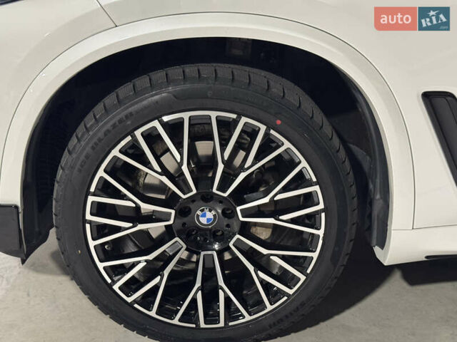 Белый БМВ Х5, объемом двигателя 3 л и пробегом 114 тыс. км за 49900 $, фото 29 на Automoto.ua