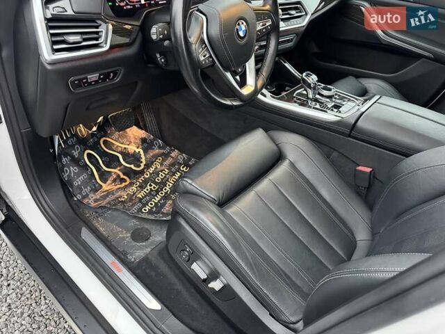 Белый БМВ Х5, объемом двигателя 3 л и пробегом 62 тыс. км за 50900 $, фото 63 на Automoto.ua
