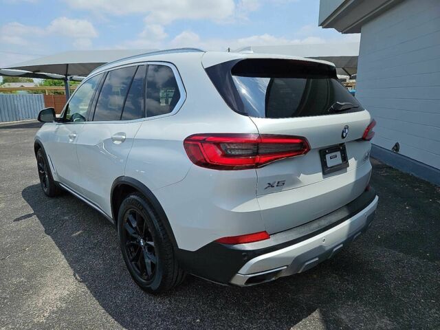 Белый БМВ Х5, объемом двигателя 3 л и пробегом 38 тыс. км за 5500 $, фото 4 на Automoto.ua