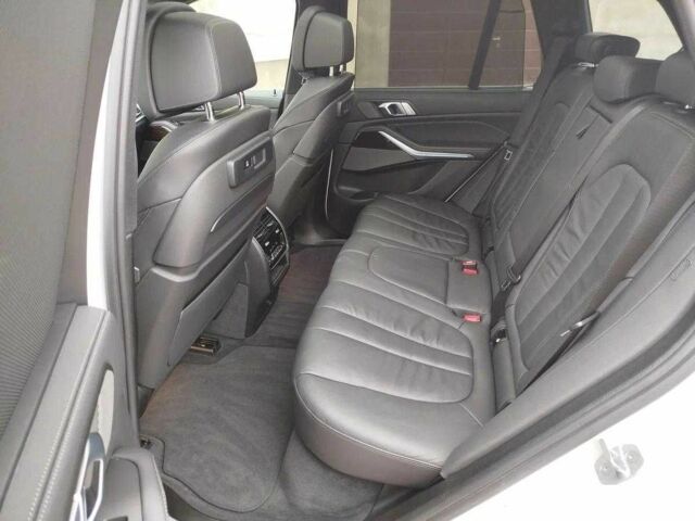 Белый БМВ Х5, объемом двигателя 3 л и пробегом 99 тыс. км за 33000 $, фото 9 на Automoto.ua