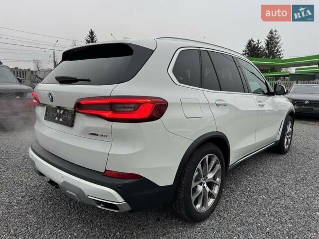 Белый БМВ Х5, объемом двигателя 3 л и пробегом 62 тыс. км за 50900 $, фото 59 на Automoto.ua